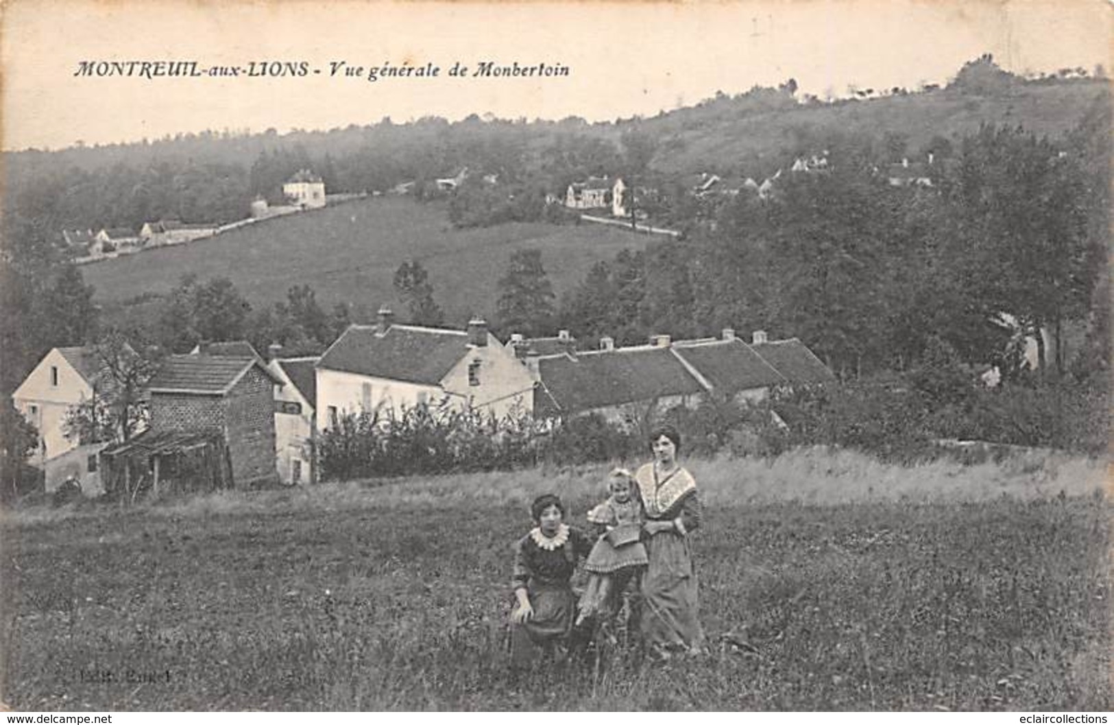 Montreuil Aux Lions     02       Vue Générale De Monbertoin     (voir Scan) - Other & Unclassified