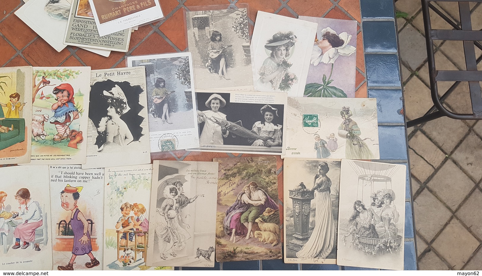 Lot + De 600 Cartes Anciennes PIN UP WOMEN Bébés Multiples Enfants Femmes Illustrateurs Séries Mode Publicités.. à Voir - 500 Postales Min.