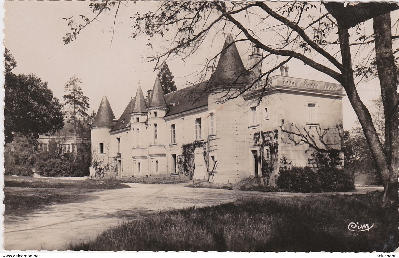 37 -   GENILLÉ  Château De Marolles - Genillé