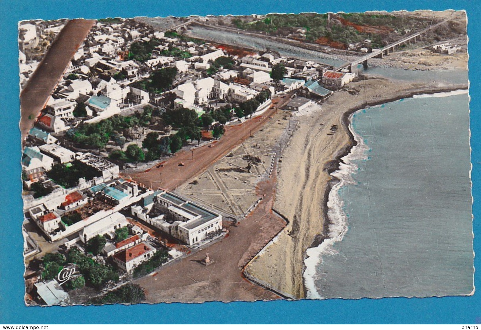 La Réunion Saint Denis Place Barachois Prefecture Vue Avion Cap - Saint Denis