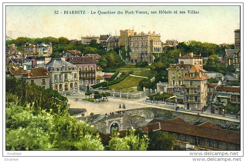 D64  BIARRITZ  Le Quartier Du Port Vieux, Ses Hôtels Et Ses Villas - Biarritz