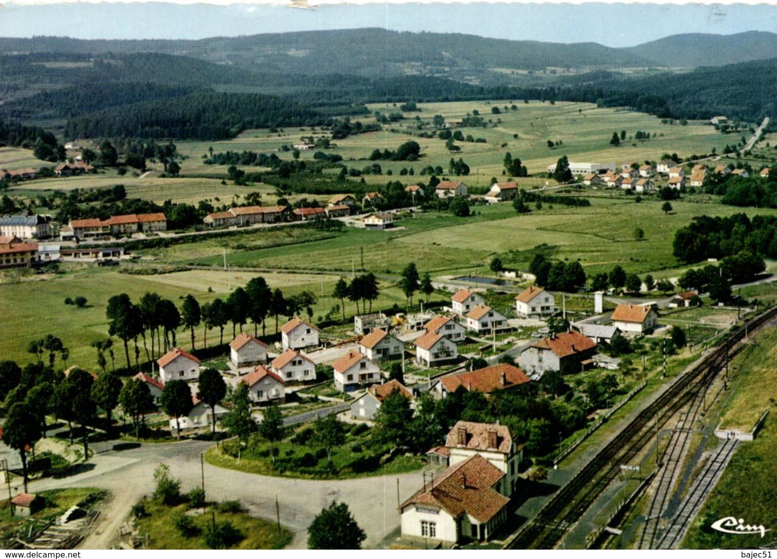 1 Cpsm Provenchères Sur Fave - Vue Aérienne - Provencheres Sur Fave