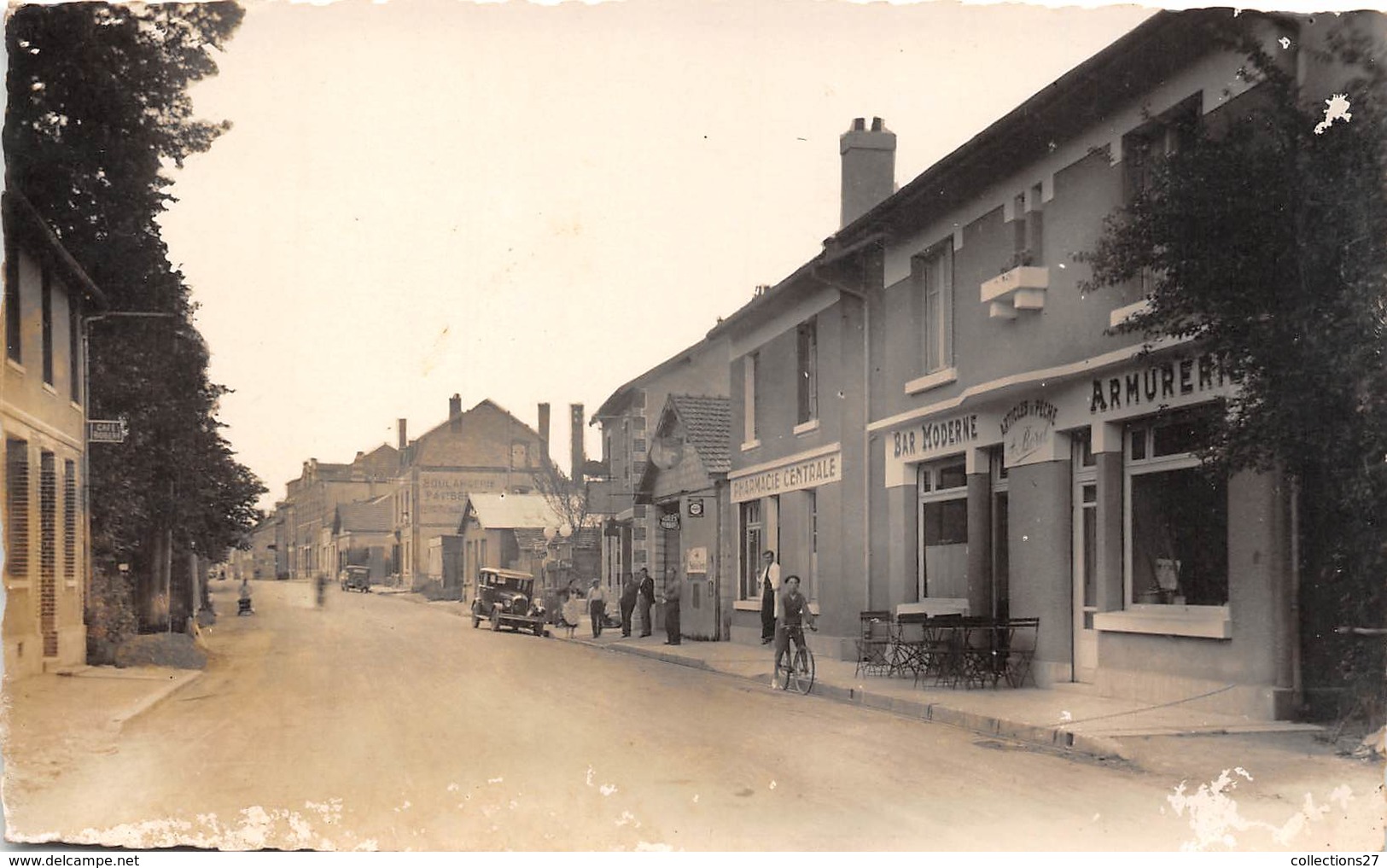 10-MAILLY-LE-CAMP- BAR MODERNE ET ARMURERIE - Mailly-le-Camp