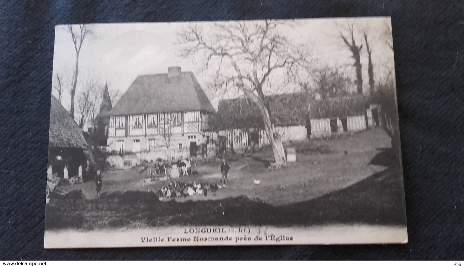 CPA 76 Longueil - Vieille Ferme Normande Près De L'église - Autres & Non Classés