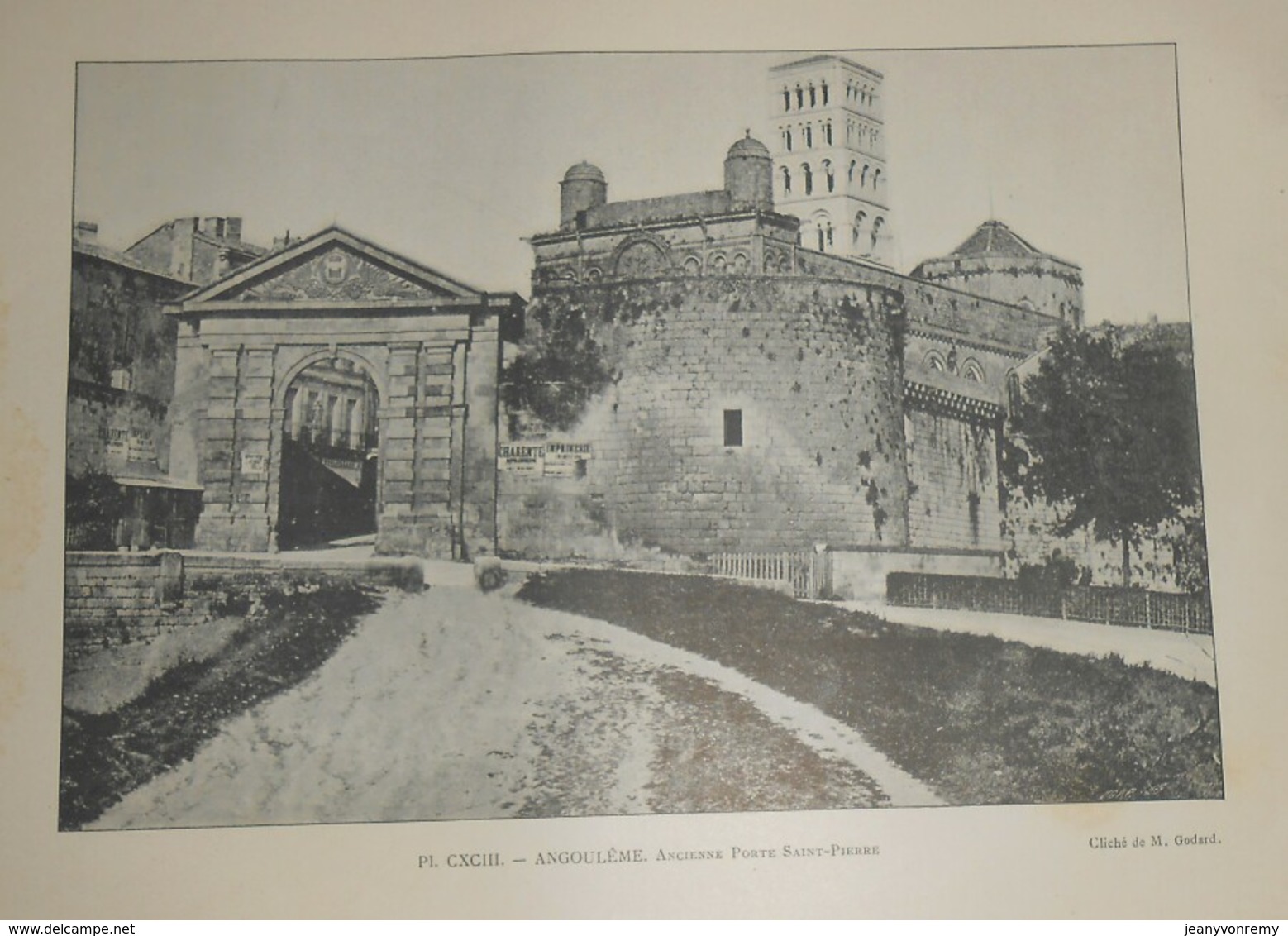 Photogravure. Angoulême. Ancienne Porte Saint Pierre. Fin XIXe. - Autres & Non Classés