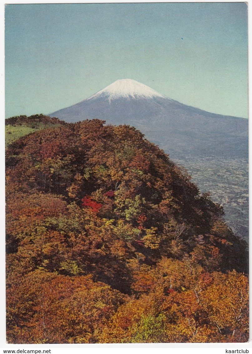 Snow-capped Fuji, Japan's Highest Peak Rises 12,397 Feet In The Autumn Air - (Japan) - Andere & Zonder Classificatie