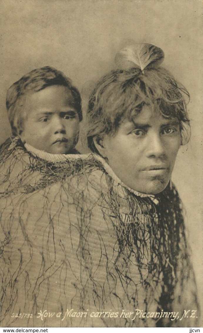 Nouvelle Zélande - How A Maori Carries Her Picaninny - Comment Un Maori Porte Son Enfant Arborigène - Nouvelle-Zélande