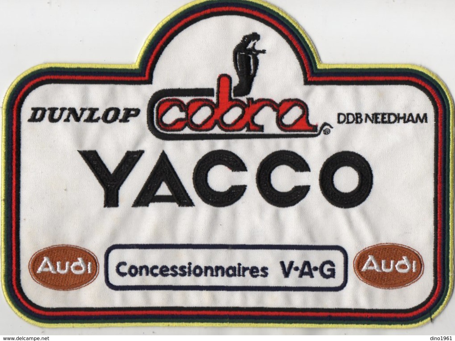 E16 - Sport Automobile - Ecusson 27 X 20 - Concessionnaires AUDI - DUNLOP - COBRA - DDB NEEDHAM - YACCO - Patches