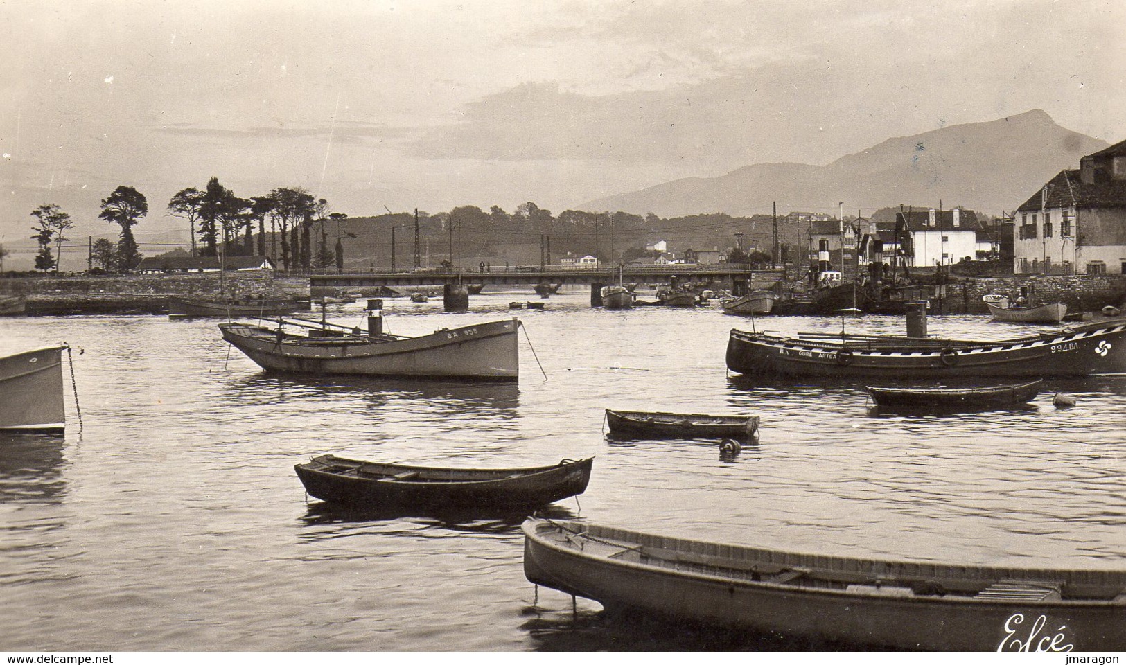 SAINT-JEAN-DE-LUZ - Le Port - Elcé 1324 - écrite 1945 - Tbe - Ciboure