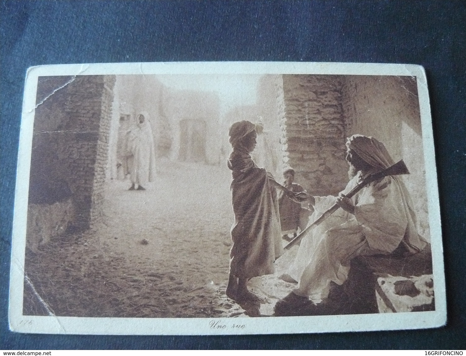 1923 ANCIENT POSTCARD GO FROM TRIPOLI TO MILAN + 2 POSTAGESTAMPS /  BEI FRANBOLLI  DI EMISSIONI DIVERSE - Libya