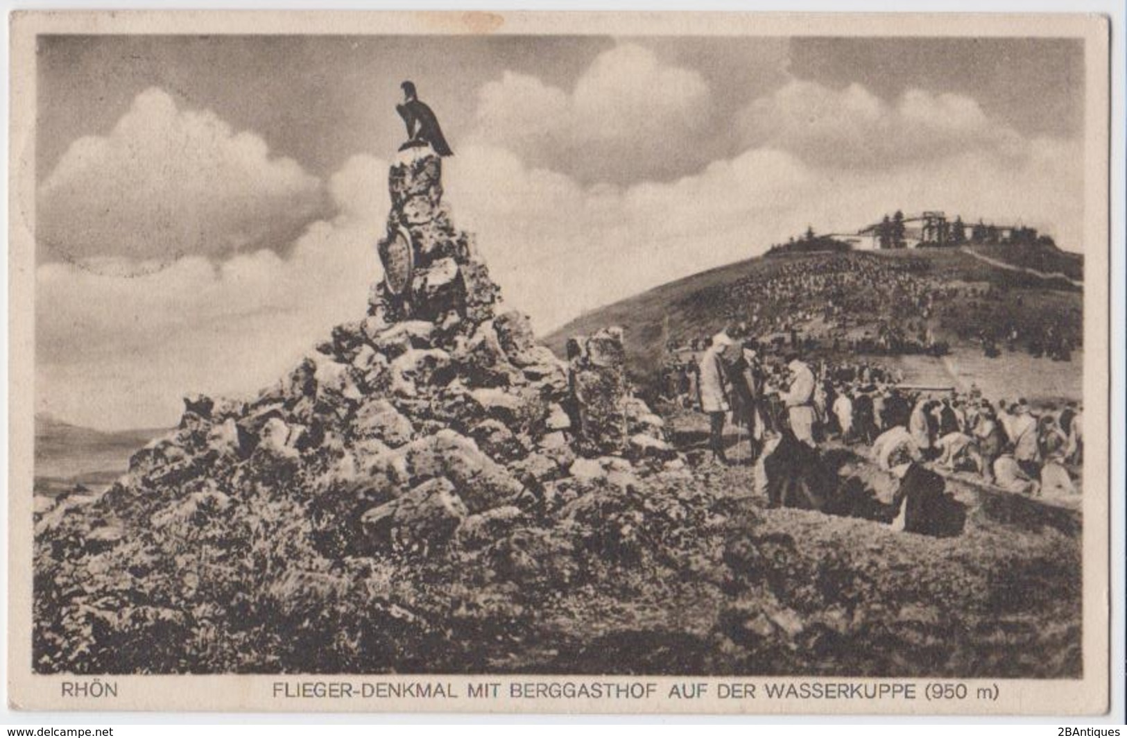 Rhön - Fliegerdenkmal Mit Berggasthof Auf Der Wasserkuppe - Rhoen