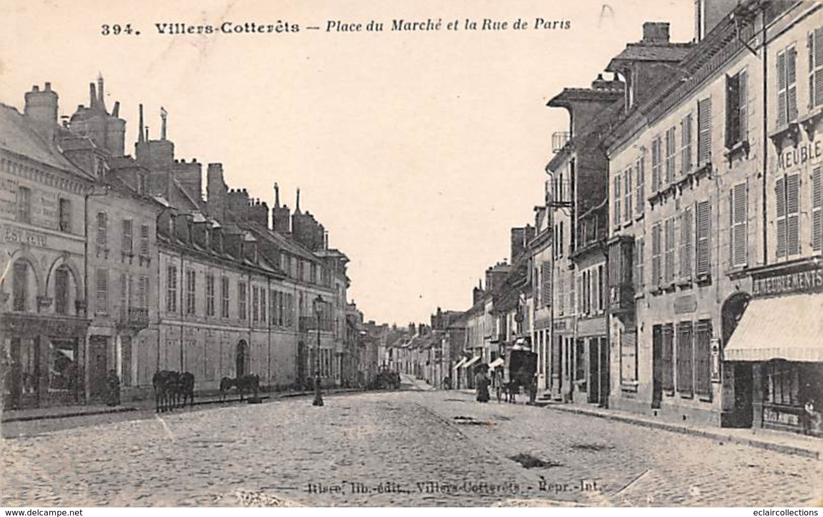 Villers Cotterêts      02        Place Du Marché Et Rue De Paris   (voir Scan) - Villers Cotterets