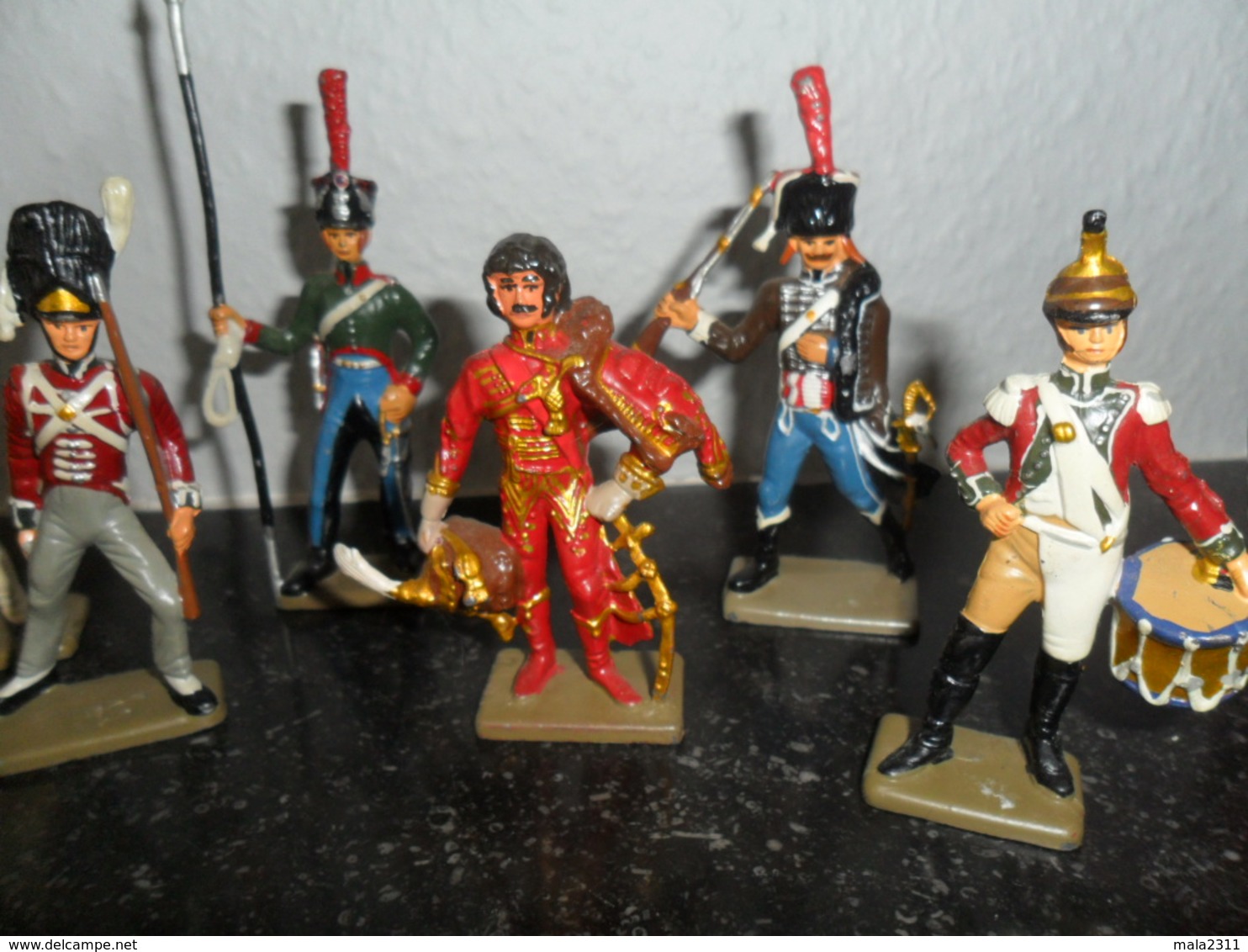 LOT DE 8 SOLDATS PLOMB / STARLUX - Starlux