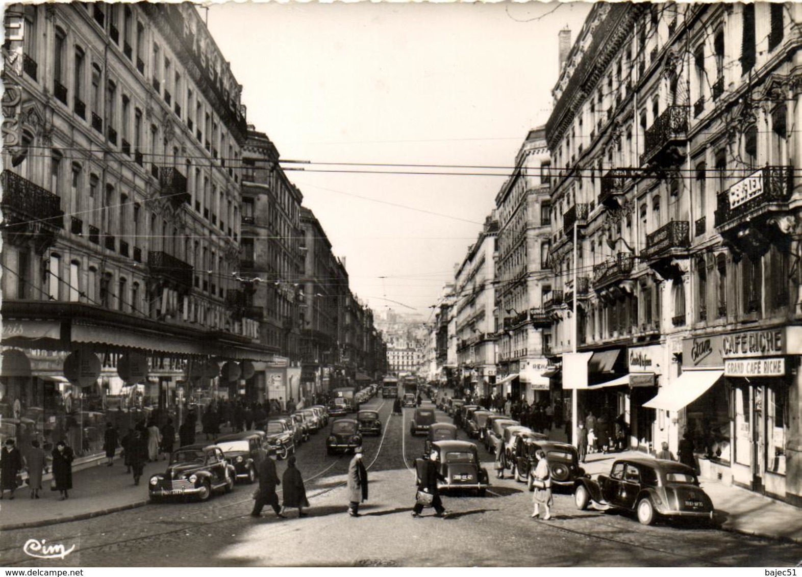 1 Cpsm Lyon - Rue De La République (animation, Voiture) - Autres & Non Classés