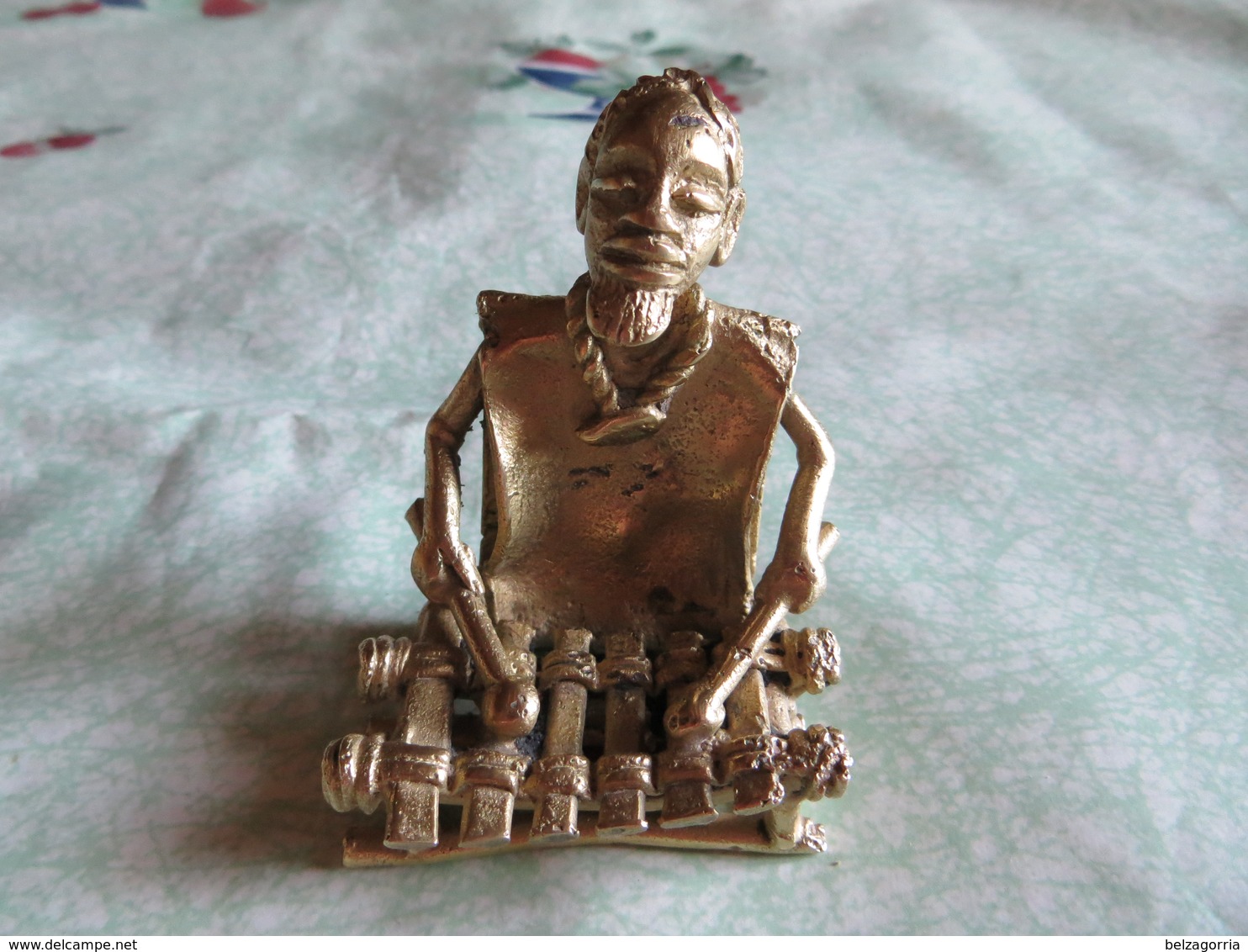 STATUETTES AFRICAINES  MUSICIENS De La CÔTE D' IVOIRE - LOT De 5 Statuettes Artisanales ( Pas Courant ) VOIR SCANS - Afrikaanse Kunst