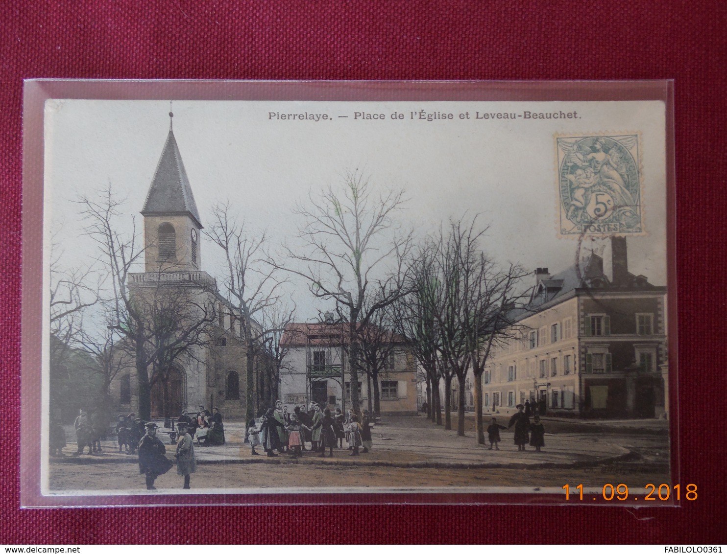 CPA - Pierrelaye - Place De L'Eglise Et Leveau-Beauchet - Pierrelaye
