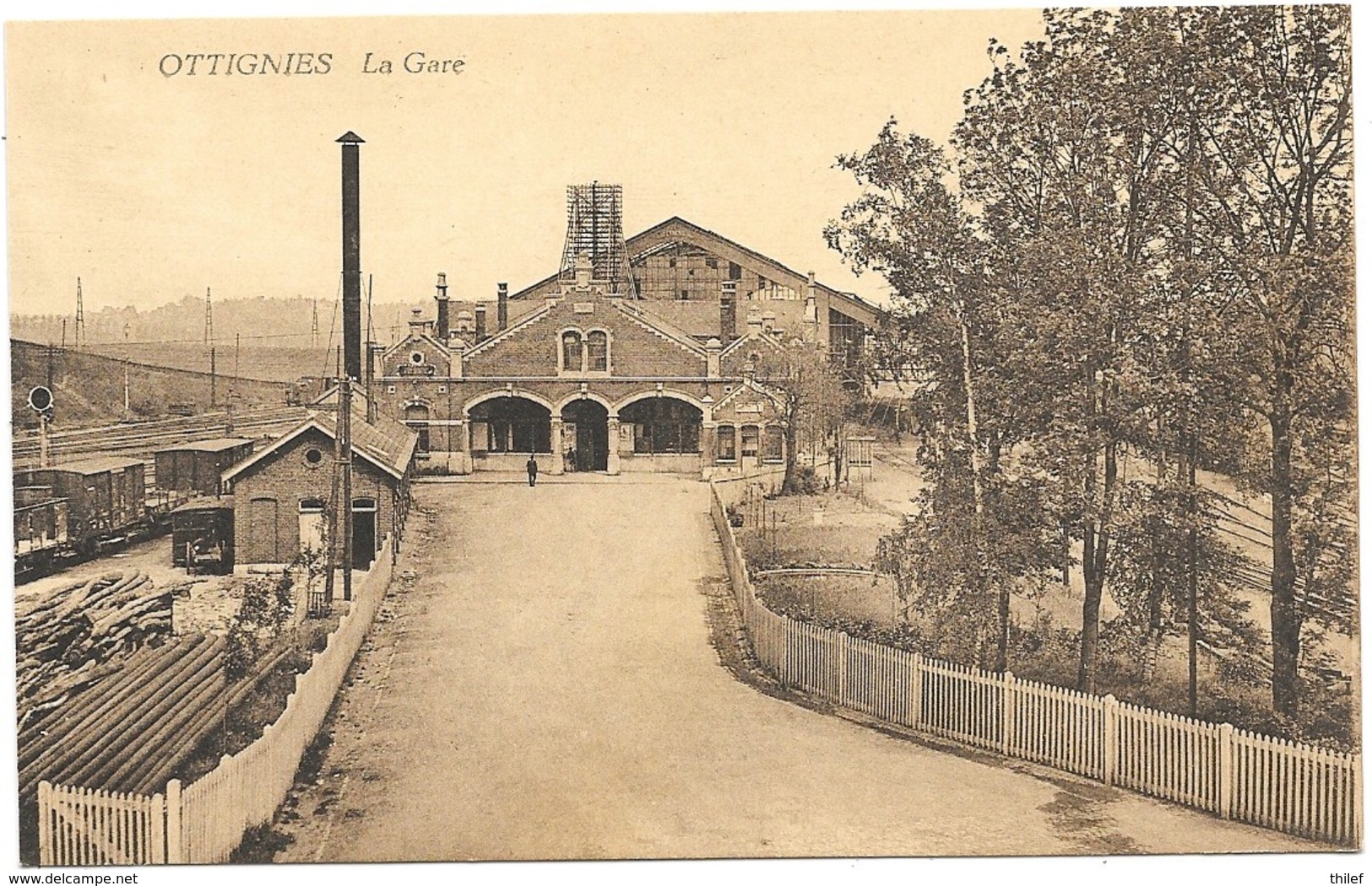 Ottignies NA13: La Gare - Ottignies-Louvain-la-Neuve