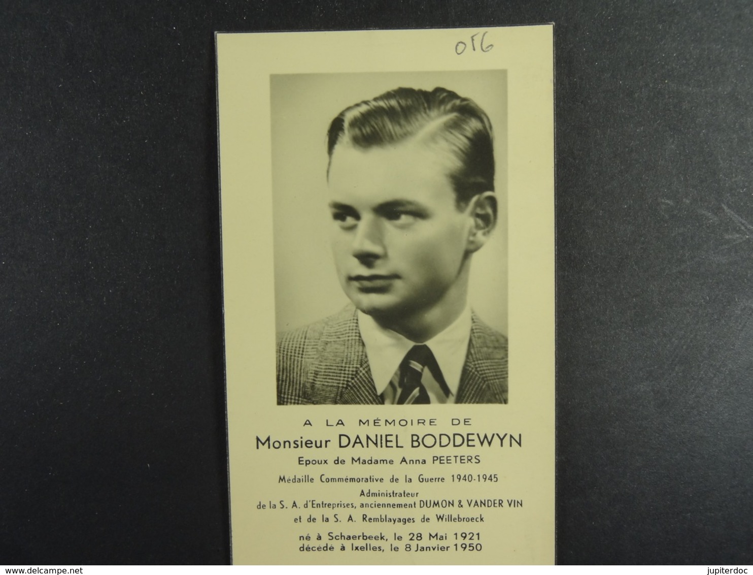 Daniel Boddewyn épx Peeters Schaerbeek 1921 Ixelles 1950 (Médaille Guerre 1940-1945) /056/ - Imágenes Religiosas