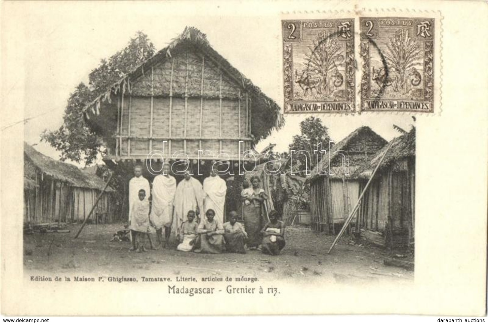 T2/T3 Madagascar, Grenier A Riz / Rice Granary, Folklore. Edition P. Ghigiasso, TCV Card (EK) - Unclassified