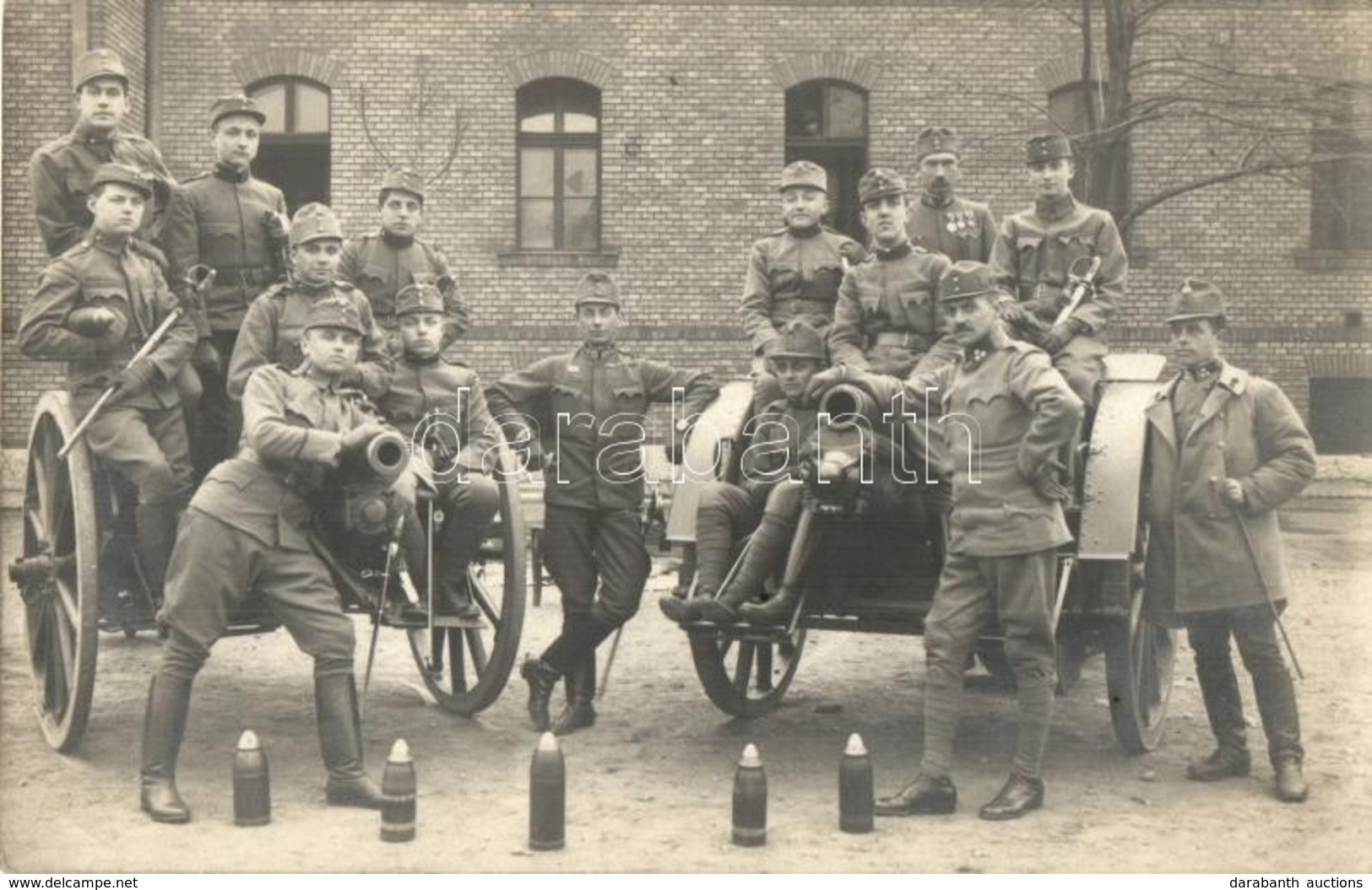 * T2/T3 1917 Budapest, K.u.k. Feldhaubitz Regiment No. 32. önkéntesei / WWI K.u.k. Military, Volunteer Soldiers Group Ph - Non Classificati