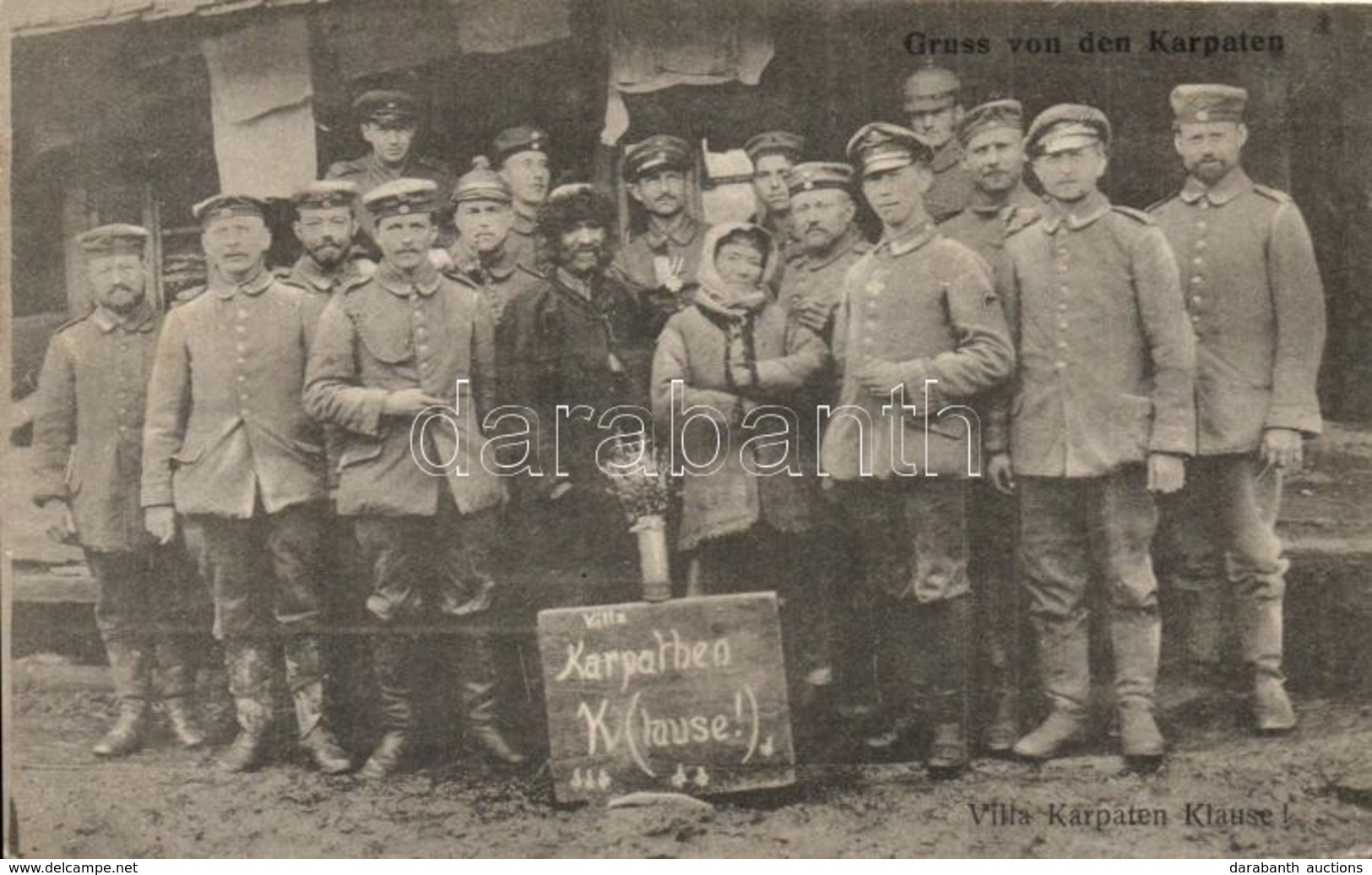 T2 1915 Villa Karpathen Klause! Gruss Von Den Karpaten! / WWI K.u.K. Military, Soldiers' Group Photo With Carpathian Vil - Non Classificati