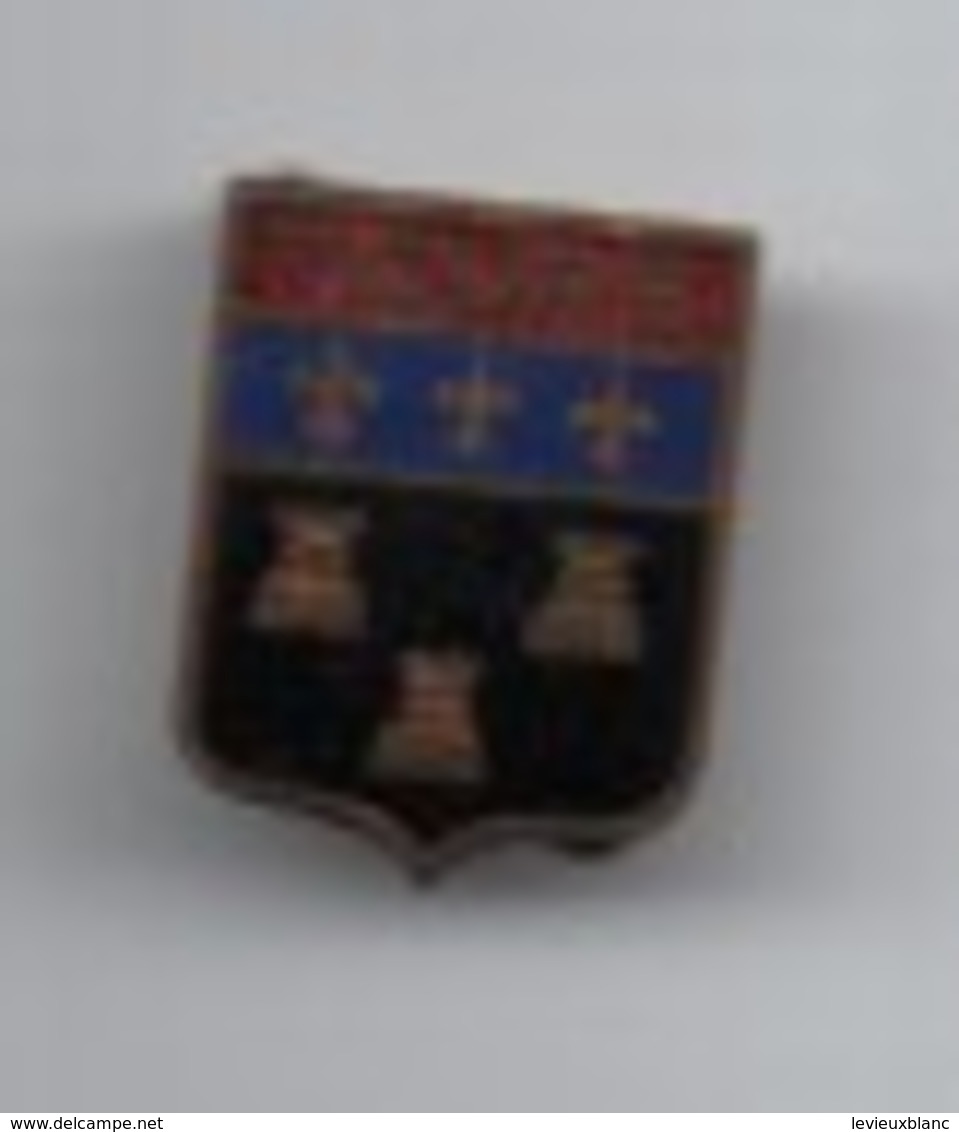 Insigne De Revers à  épingle/Écusson/TOURS/ Bronze Estampé Cloisonné émaillé/ Vers 1930-1950       MED263 - Autres & Non Classés