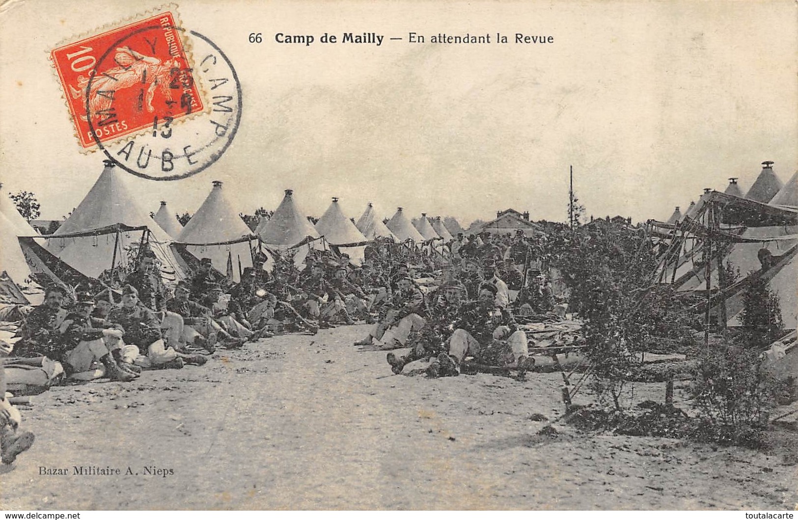 LOT DE 35 CARTES LA PLUPART AVEC ANIMATIONS PRESQUE LA MOITIE MILITARIA CAMP DE MAILLY à voir !!