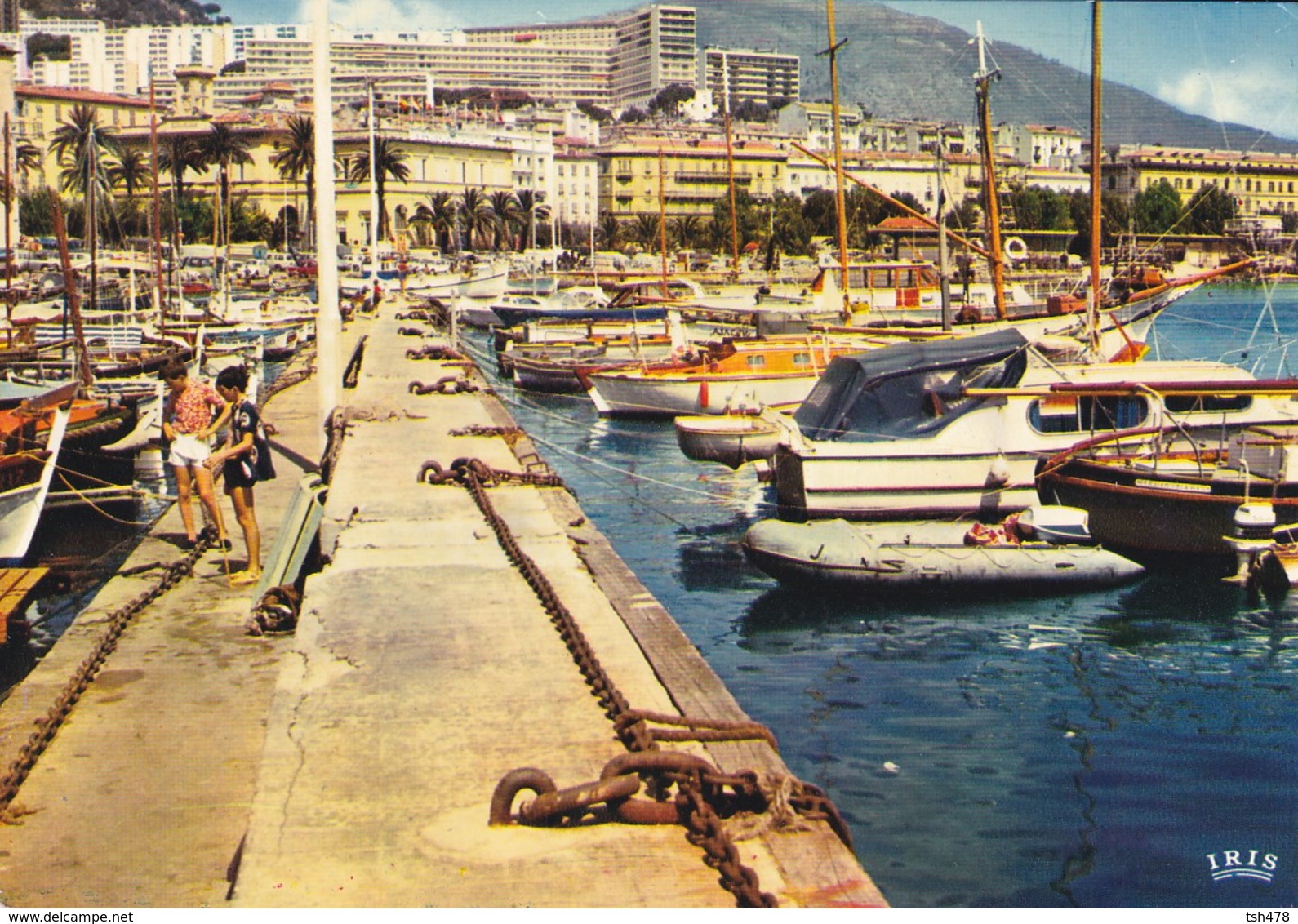 20--2A---AJACCIO--le Port De Plaisance-vue Sur La Ville--voir 2 Scans - Ajaccio