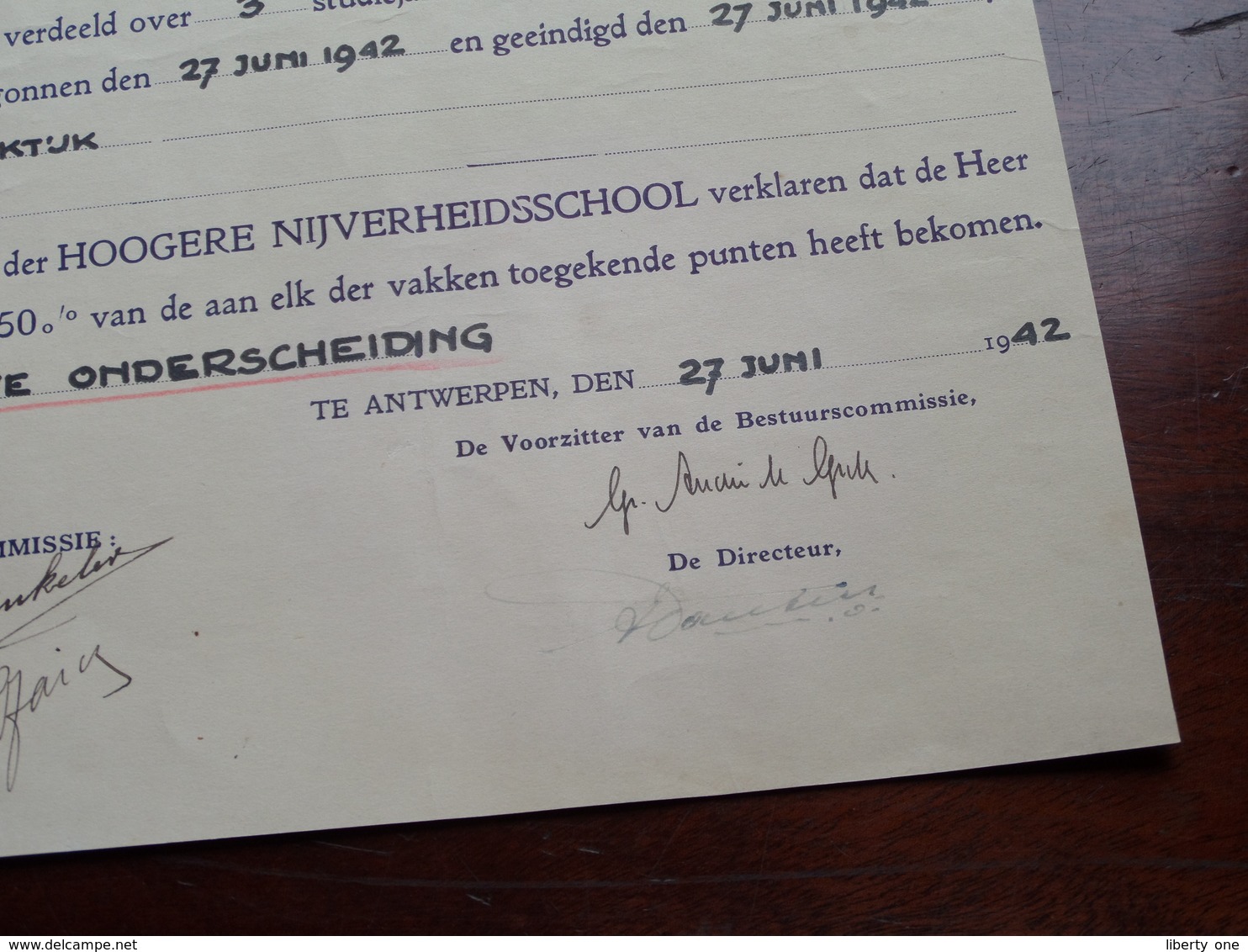 Diploma Van TECHNISCH CONDUCTEUR Vrijë Vak- En Nijverheidsschool Londenstraat Antwerpen 1942 > MAHIEU ( Zie Foto's ) ! - Diplômes & Bulletins Scolaires