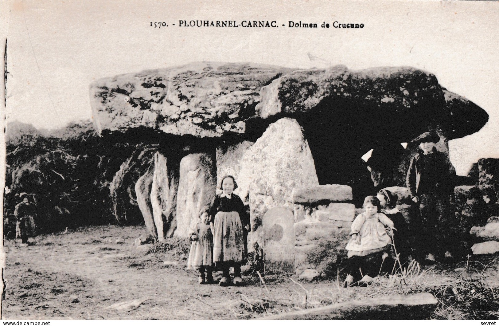 PLOUHARNEL-CARNAC. - Dolmen De Crucuno. Beau Cliché. Carte Pas Courante - Dolmen & Menhire