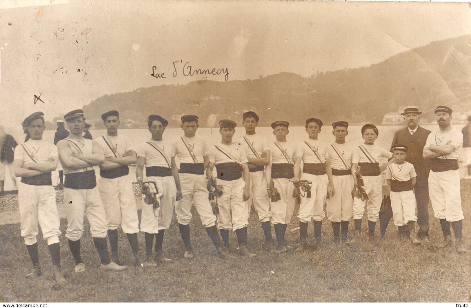 SOUVENIR DES FETES CONCOURS DE GYMNASTIQUE 6,7,8,9 JUIN 1908 D'ANNECY (CARTE PHOTO ) RARE - Annecy