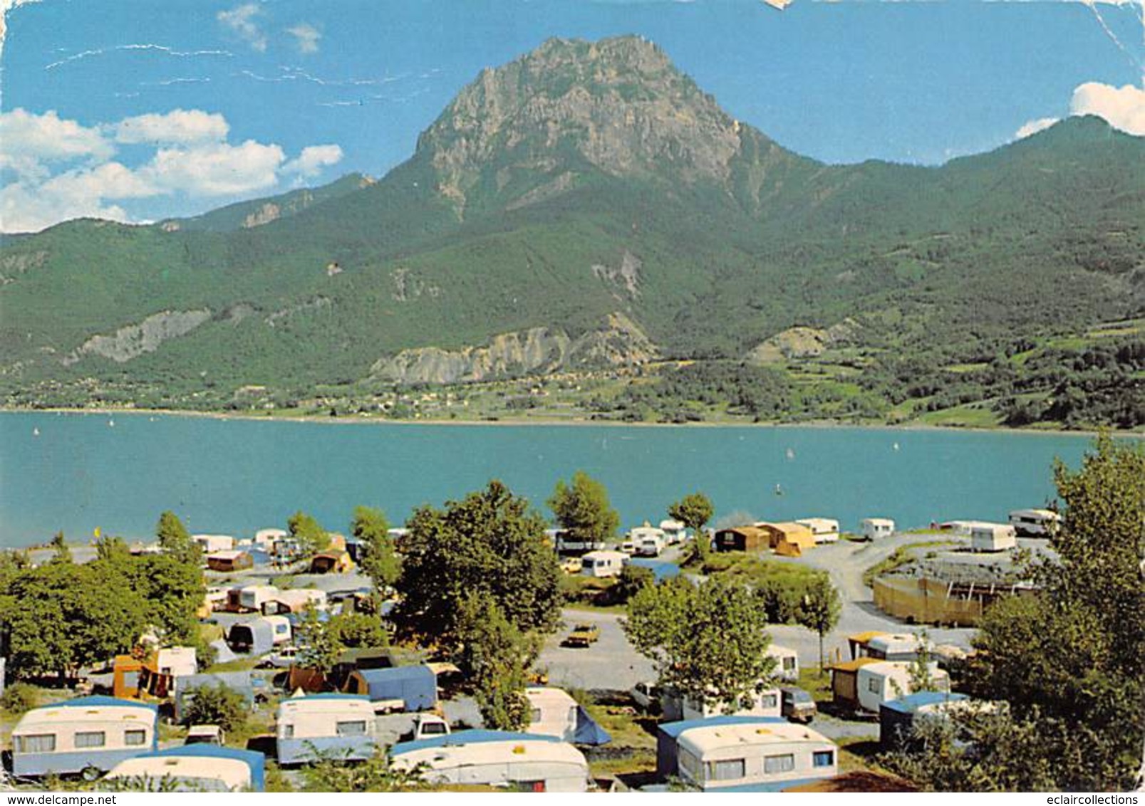 Savines Le Lac      05    Sur Le Lac De Serre Ponçon  10x15   (voir Scan) - Autres & Non Classés