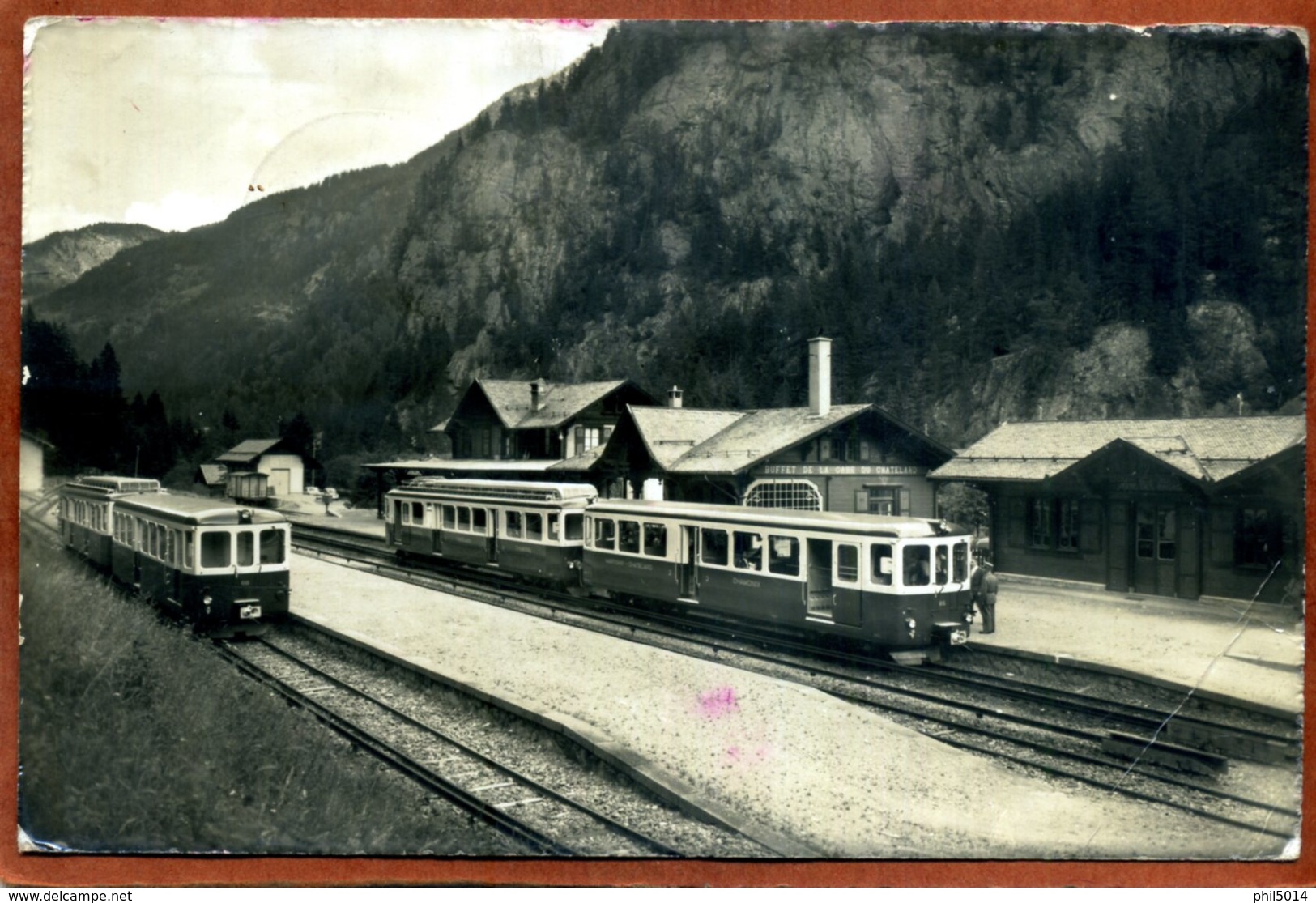 Suisse  CPSM Petit Format Ligne Martigny-Chamonix Station De Chatelard    Joli Plan, Trains  Bon état  (marques D'usage) - Martigny