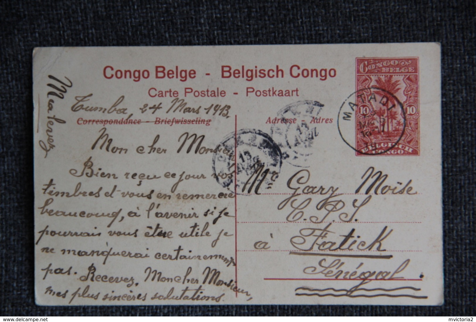 CONGO BELGE - Indigènes Se Rendant à Bord D'un Steamer Pour Vendre Leurs Produits. - Congo Belge