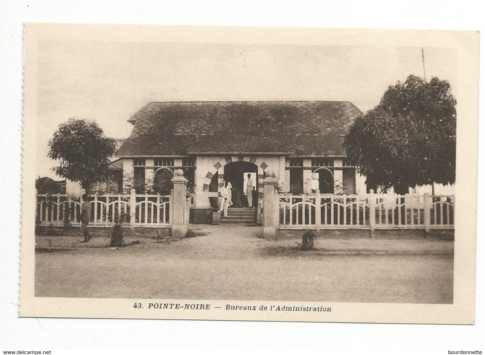 POINTE NOIRE -bureaux De L'administration - Pointe-Noire