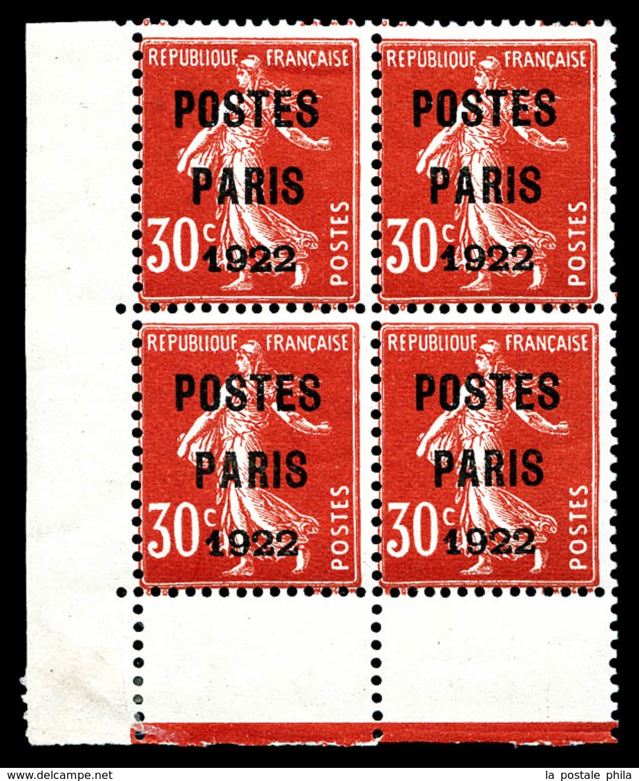 ** N°32, 30c Rouge Surchargé 'POSTE PARIS 1922' En Bloc De Quatre Coin De Feuille, Grande Fraîcheur. SUP. R.R. (certific - 1893-1947