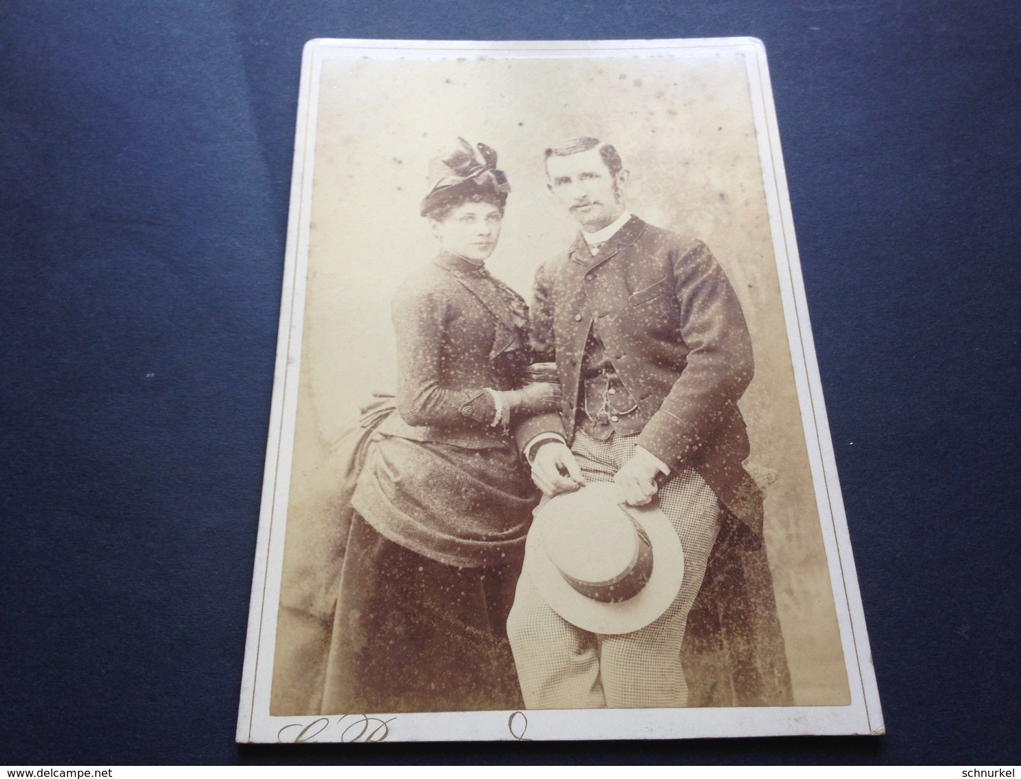 ANVERS - BELGE - G. RAYNOUD - COUPLE BELGE - HUT - CHAPEAU - Orte