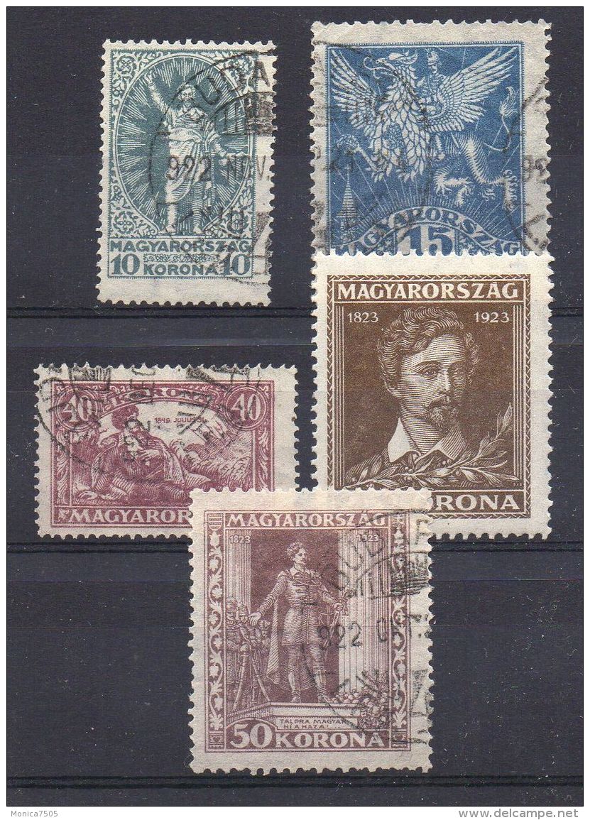 HONGRIE (POSTE) : Y&amp;T N°  319/323  TIMBRES  BIEN  OBLITERES . - Oblitérés