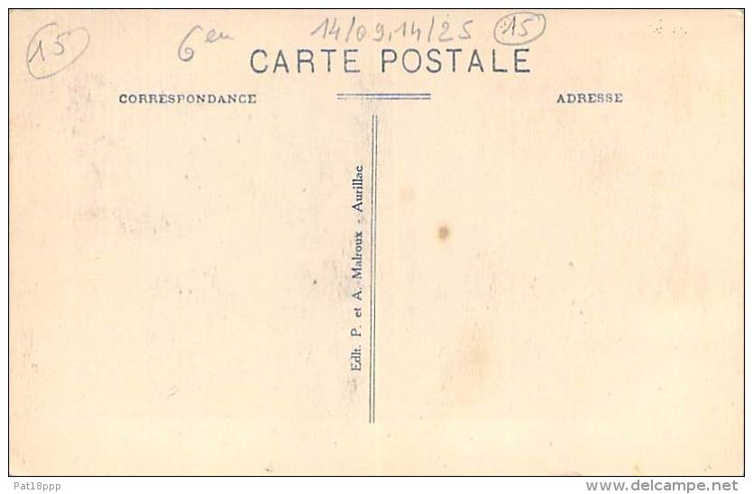 15 - LOUPIAC : La Poste Et L'Entrée Du Bourg - CPA - Cantal ( PTT ) - Autres & Non Classés