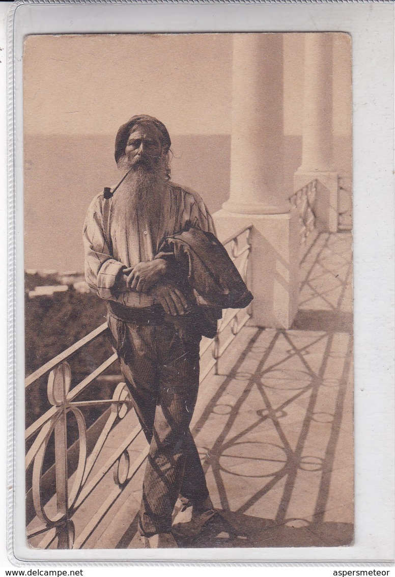 OLD MAN WITH PIPE. ITALY, PLACE A IDENTIFY. ED BRUNNER & C, CIRCA 1950's-. BLEUP - Fotografie