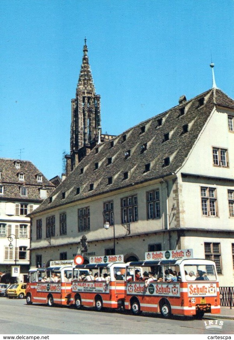 Strasbourg Promenade Touristique En Petit Train Devant Le Musée Historique  CPM Ou CPSM - Strasbourg