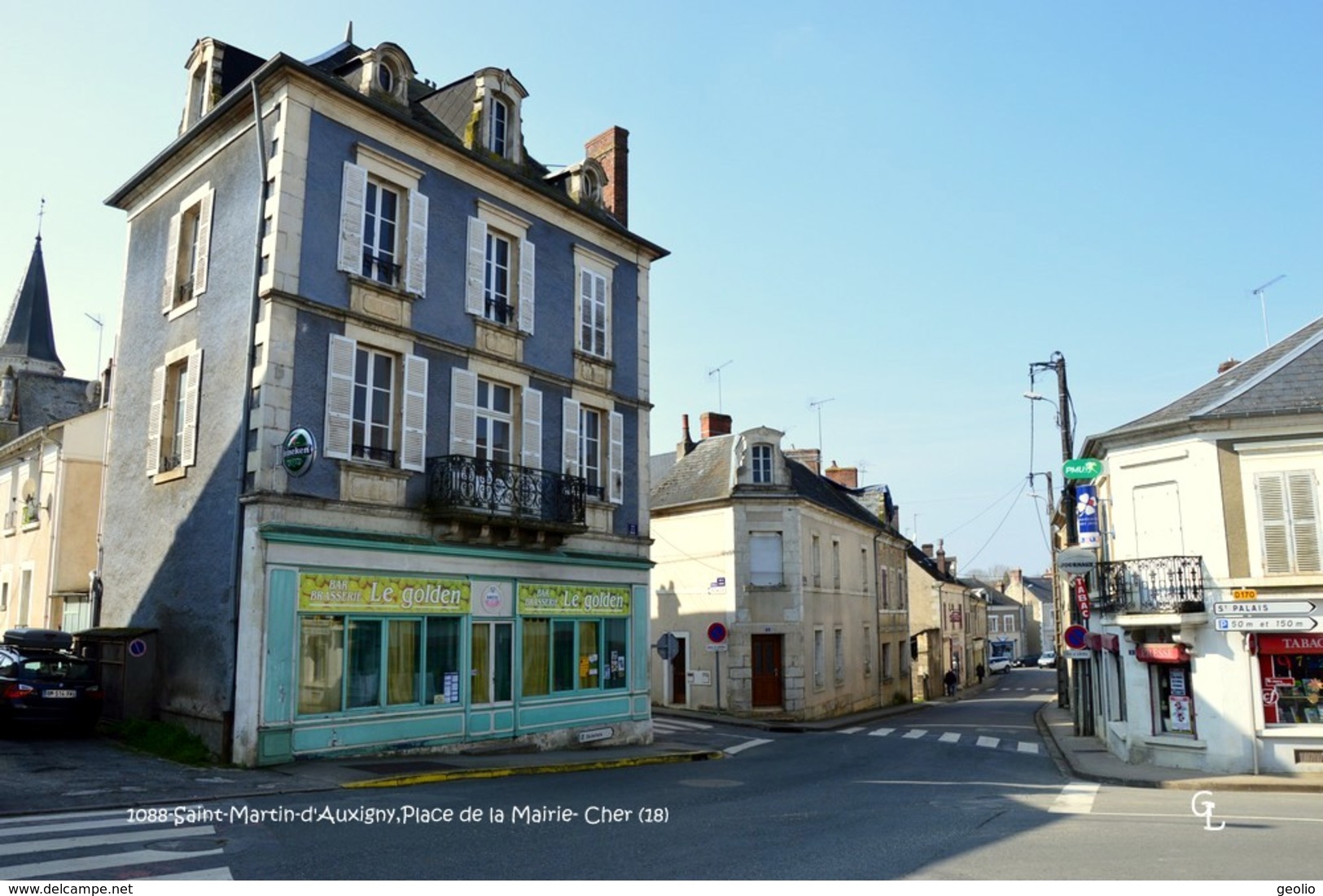 Saint-Martin-d'Auxigny (18)-Place De La Mairie (Edition à Tirage Limité) - Autres & Non Classés