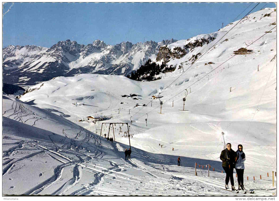 Kitzbühel - Skizirkus Kitzbüheler Horn, Trattalmmulde Mit Eggl-Schlepplift Gegen Wilden Kaiser * 18. 2. 1969 - Kitzbühel