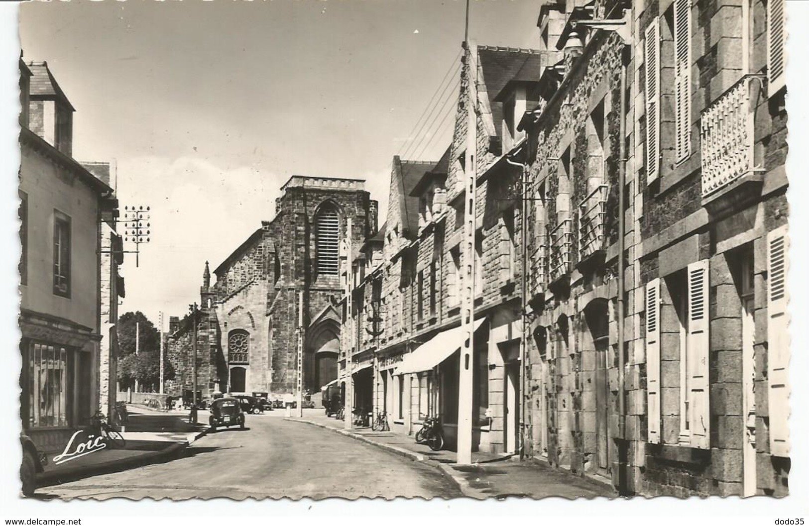 PLEURTUIT. CPSM. Rue Saint Guillaume Et L' Eglise. Peugeot 203 - Sonstige & Ohne Zuordnung