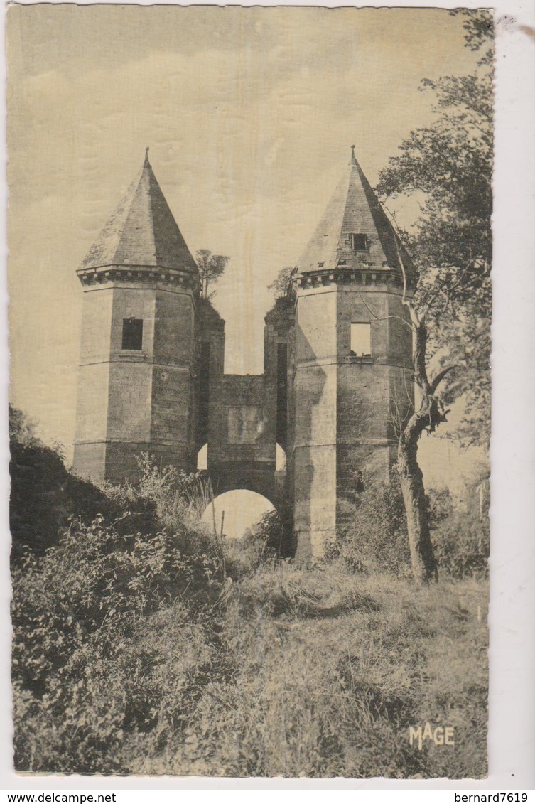 80   Airaines  Les Tours Du Chateau  Des Ducs De Luynes - Allaines