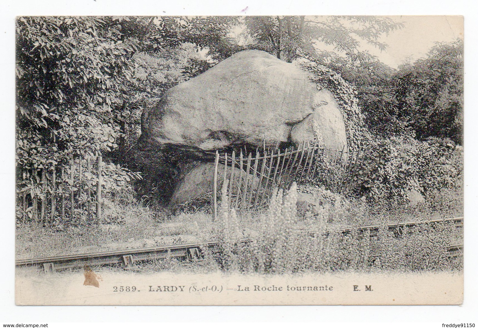 CPA 91 . LARDY - LA ROCHE  TOURNANTE . 1921 - Lardy