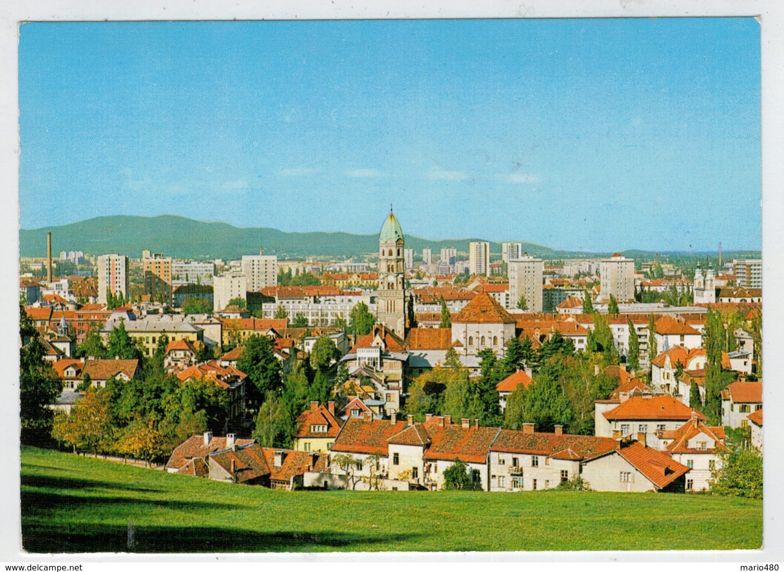 LJUBLJANA   PANORAMA   2  SCAN   (VIAGGIATA) - Jugoslavia