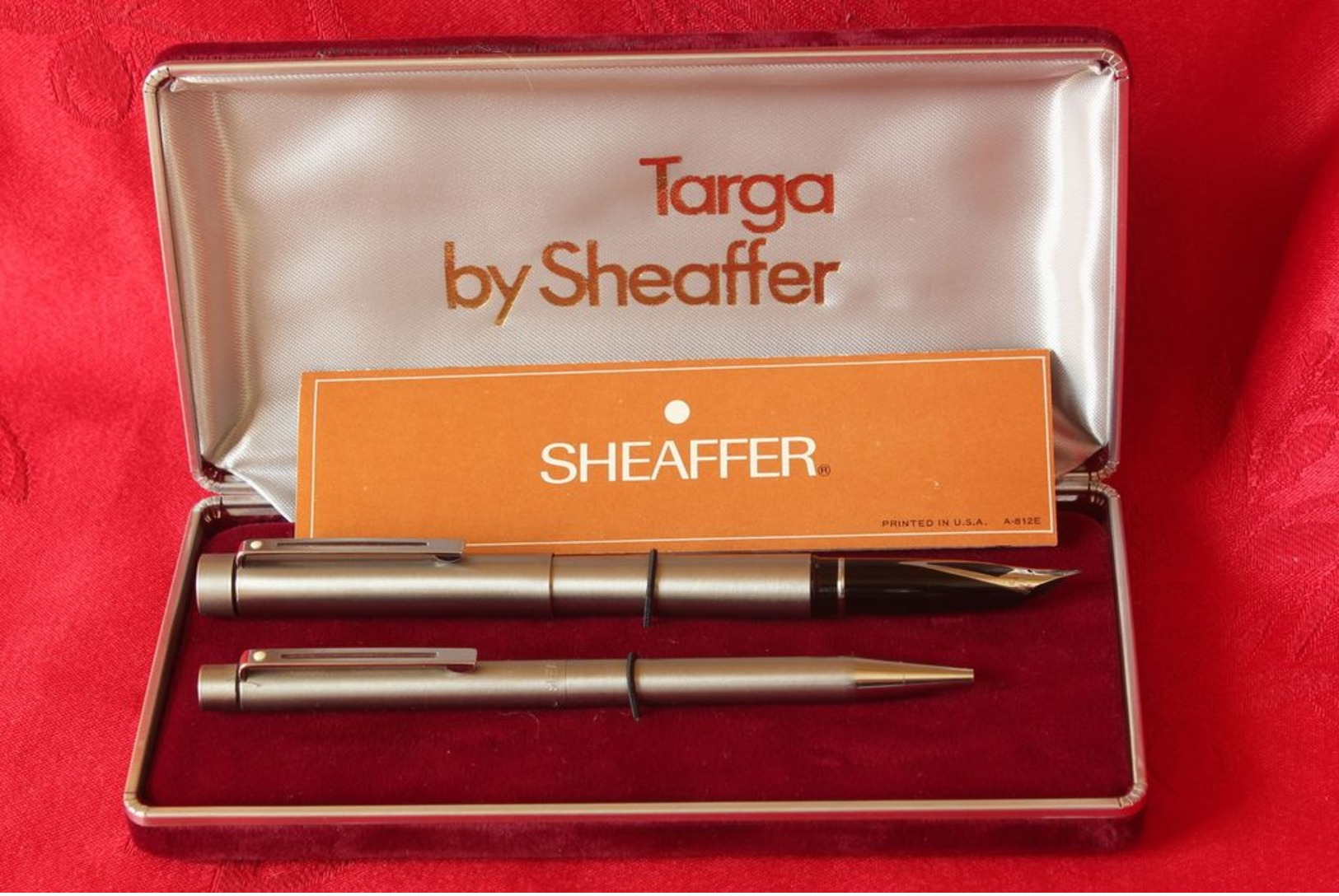 Sheaffer Targa, mod 1001 sfera e stilo