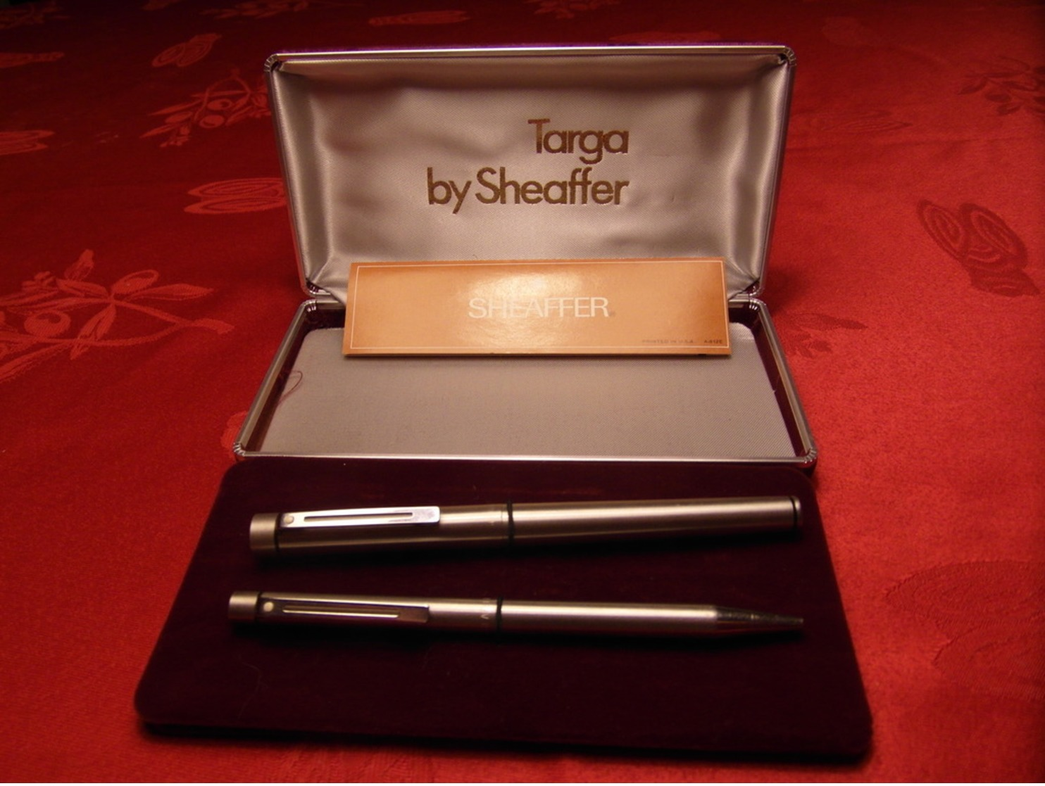 Sheaffer Targa, mod 1001 sfera e stilo