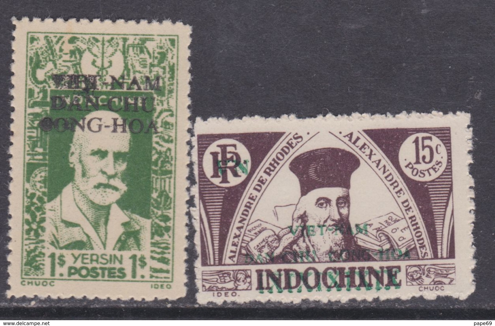 Viêt-Nam Du Nord N° 16 / 17 XX  Timbres D'Indochine Surchargés : Les 2 Vals Sans Char., Dentelure Habituelle Sinon TB - Viêt-Nam